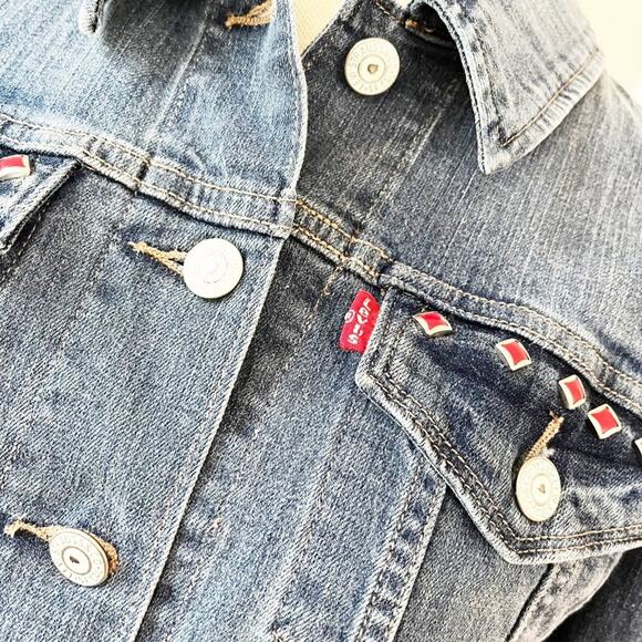 Levi's Red Studded Trucker Denim Jacket - Picture 3 of 8